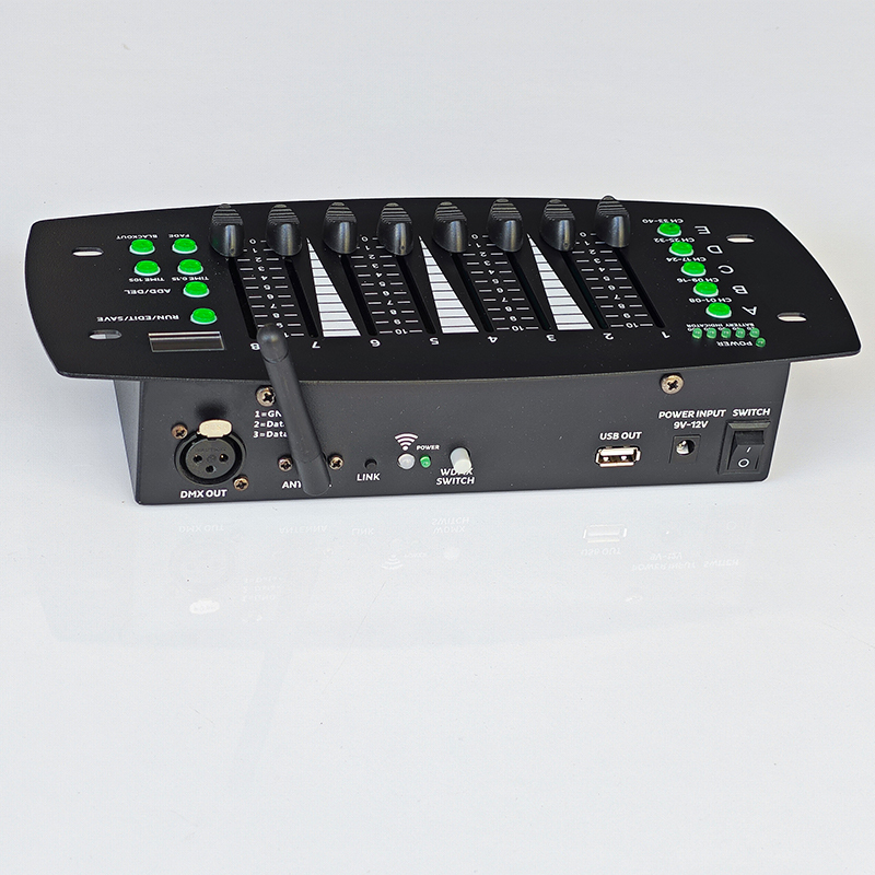 Igracelite Battery Mini Controller Wireless DMX512 40CH Portable Lighting Controller with Switchable SCC Protocol and GZ Protocol for Stage Lights, DJ Events, Weddings, Clubs, and Professional Shows