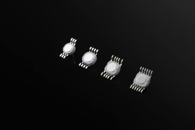 Newest Design LED 3/4/5/6 in 1Chips good fot light equipment