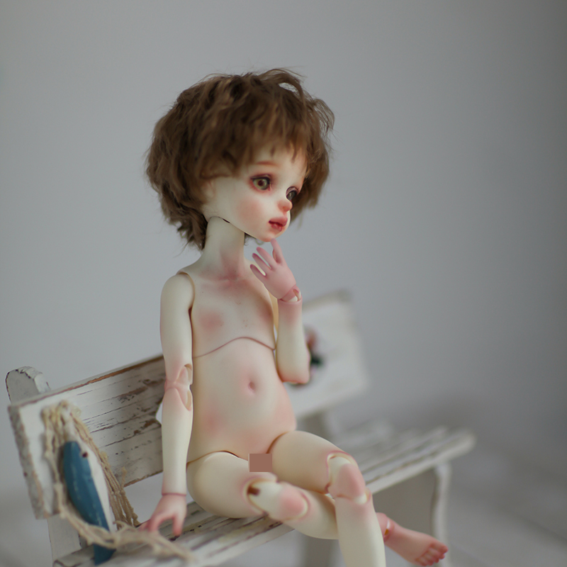 B27-005 Body