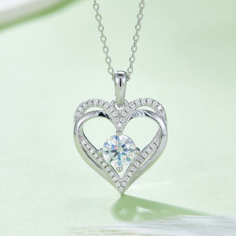 AMO 1.2CT VVS MOISSANITE S925 NECKLACE-diamond heart