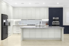 Unionlands Cabinetry Shaker Panel Door Two Tone Polyurethane Kitchen Cabinet with a Marble Benchtop