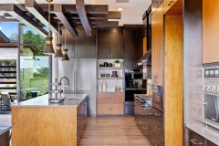 Unionlands Cabinetry Modern Kitchen Cabinet Timber Veneer Melamine Finish Slab Panel and Black Matte Lacquer Cabinet