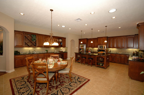 Unionlands Cabinetry Cherry Wood Stain Raised Panel Kitchen Cabinet Traditional Luxury Custom