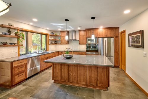 Unionlands Cabinetry Shaker Panel Timber Veneer Finish Kitchen Cabinet With Quartz Countertop