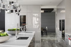 Unionlands Cabinetry High Gloss Lacquer Painted Slab Panel Modern Kitchen Cabinet With Large Storage Space