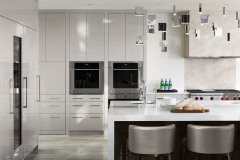 Unionlands Cabinetry High Gloss Lacquer Painted Slab Panel Modern Kitchen Cabinet With Large Storage Space