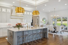 Unionlands Cabinetry Two Tone Kitchen Cabinet Shaker Panel With White and Blue Painted Island Mullion Glass Door
