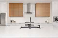 Unionlands Cabinetry Modern Kitchen Cabinet High Gloss Lacquer Slab Panel and Bright Melamine Finish Top Cabinet With Navy Blue Island