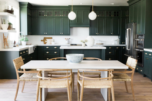 Unionlands Cabinetry Dark Green Painted Shaker Panel Wholesale Customize Kitchen Cabinet With Mini Island