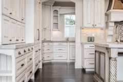 Unionlands Cabinetry Solid Wood Painted Kitchen Cabinet Raised Panel With Black Wiped Glaze Giving an Aged and Antiqued Appearance