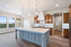 Unionlands Cabinetry Maple Solid Wood Customize Kitchen Cabinet Stain Raised Panel With Light Blue Painted Color Island Roman Column