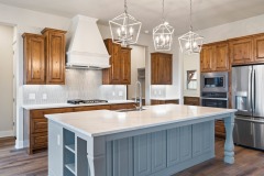 Unionlands Cabinetry Maple Solid Wood Customize Kitchen Cabinet Stain Raised Panel With Light Blue Painted Color Island Roman Column