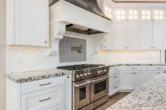 Unionlands Cabinetry Two Tone Recessed Panel Door Full Custom Kitchen Furniture With White Painted and Wood Stain Island Cabinet
