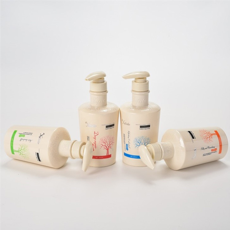 Smooth Moisture Shampoo and Conditioner