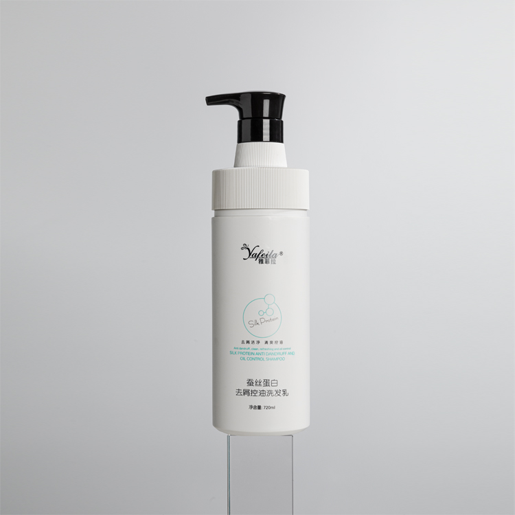  Introducing Yafeila Silk Protein Shampoo!  Say GOODBYE to dandruff &amp; oily scalp! ✨ Key Benefits: ✅ Anti-Dandruff | ✅ Deep Oil Control ✅ Repair &amp;