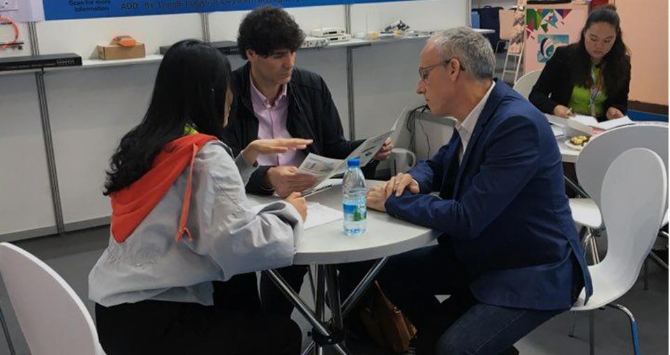 eNet provides customers with full network solutions, product configuration and after-sales service.