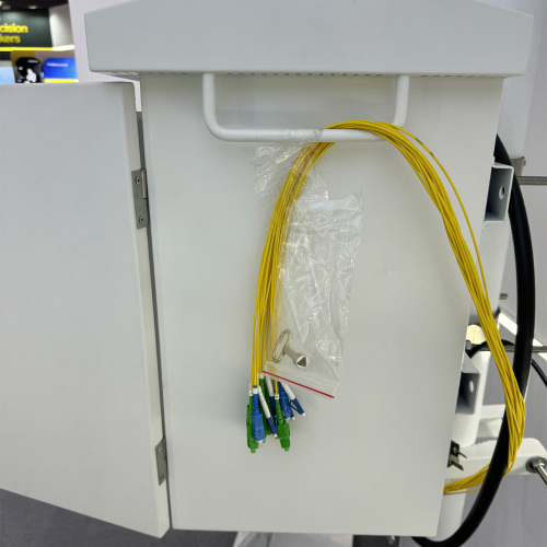 Box-type 8/16 Port GPON Outdoor OLT with EDFA