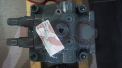 KPM-EX200-5 M2X146 SWING MOTOR