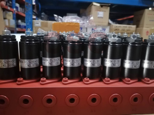 KPM-SOLENOID VALVE ASS'Y-XE