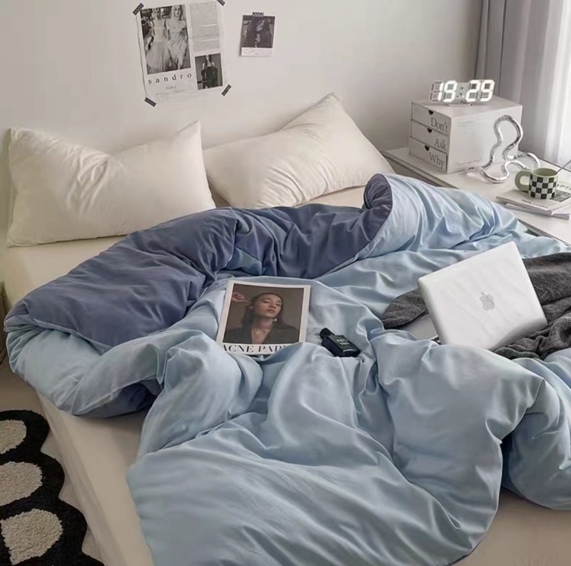 soft and comfortable hand feeling of dyed fabric