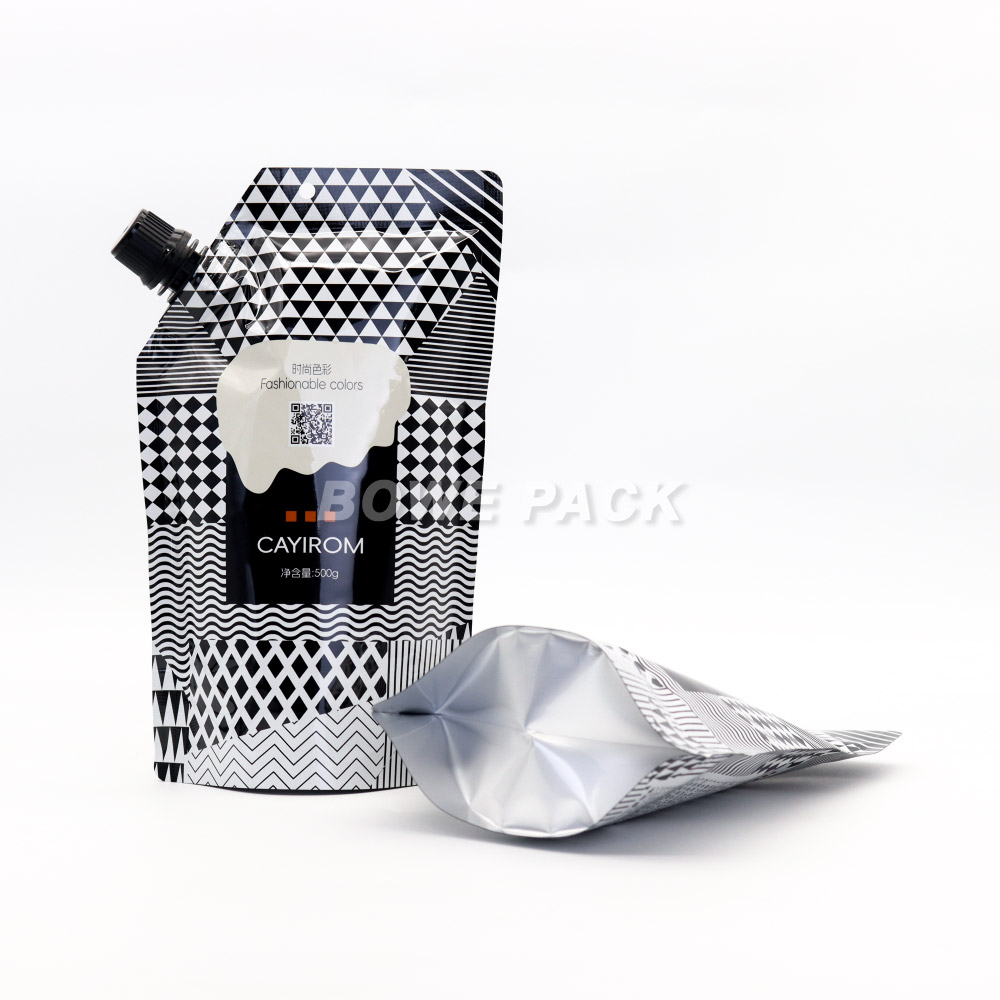 PCR spout pouch for liquid packaging supplier