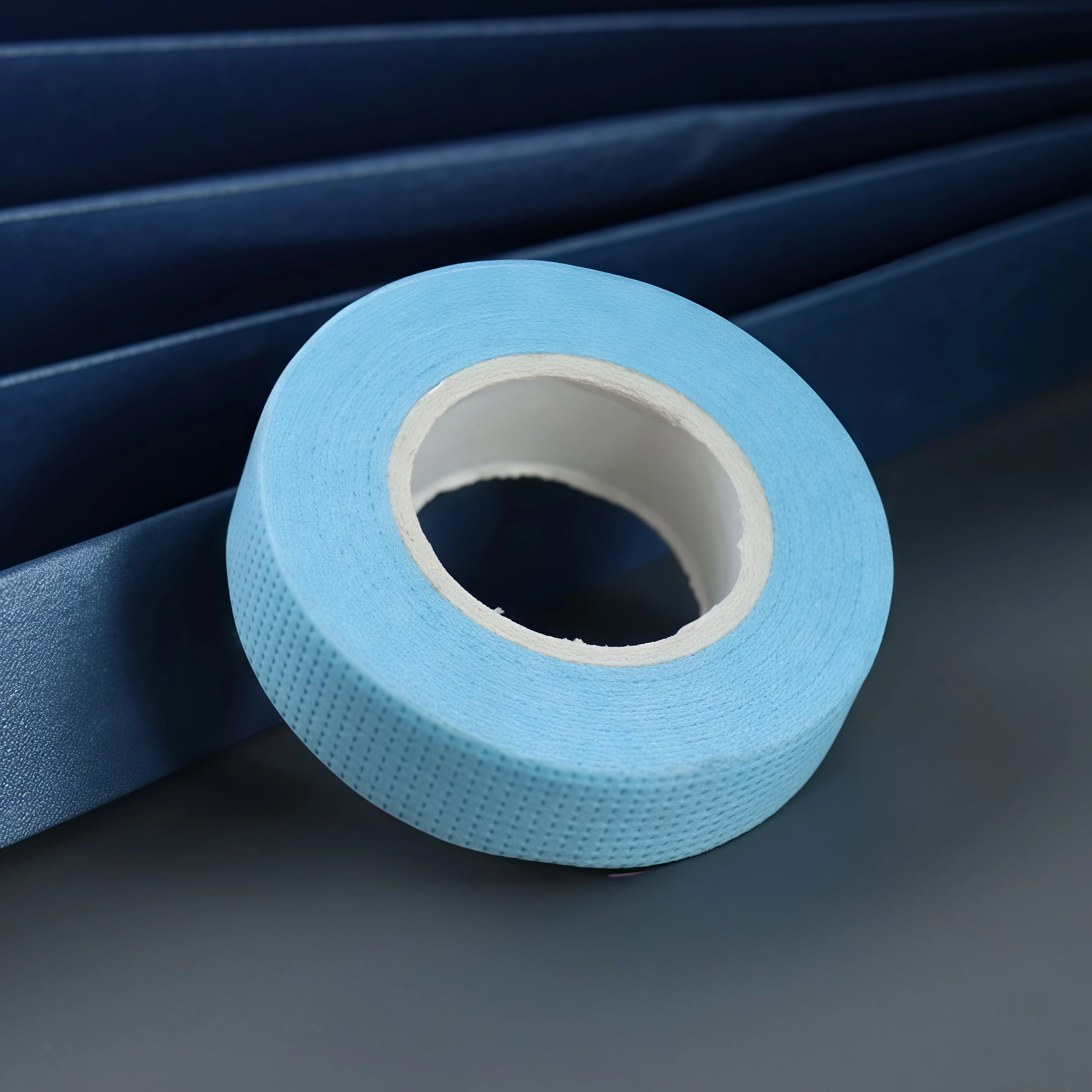 新しいPE分離上まつげテープ（通気性テープ、まつげ移植・植え付け用隔離テープ）