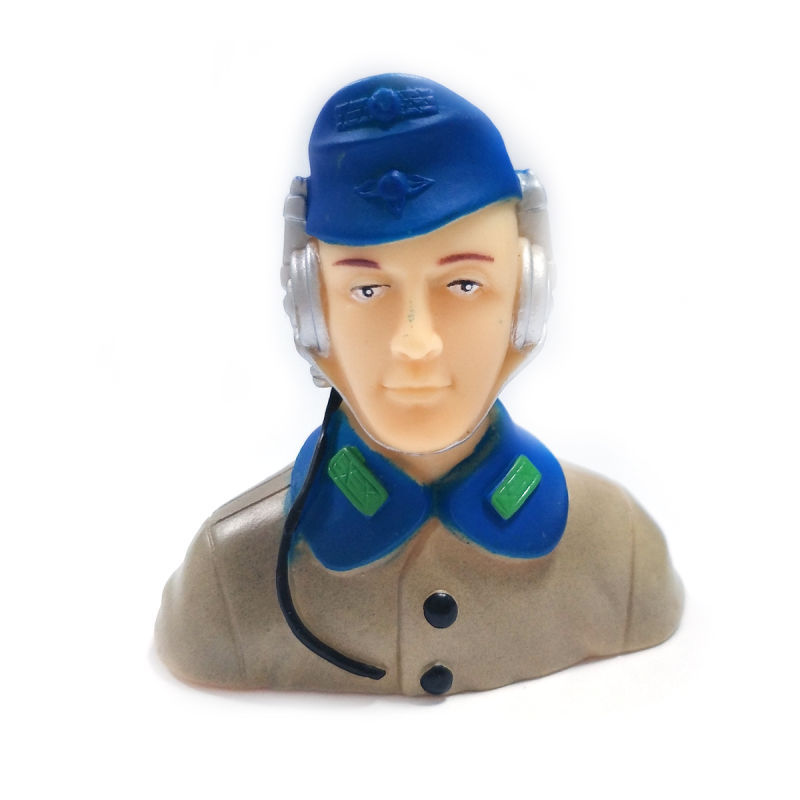 1/7 Scale Pilots Figures with Headset L57*W29*H57mm