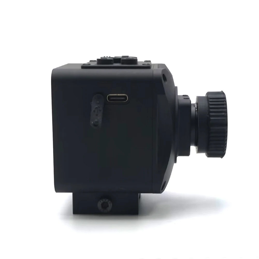 Ultra Clear Thermal Imaging Camera Work Continuously For 8 Hours  320x240 Hd Resolution With 21mm Rail For Easy Installation