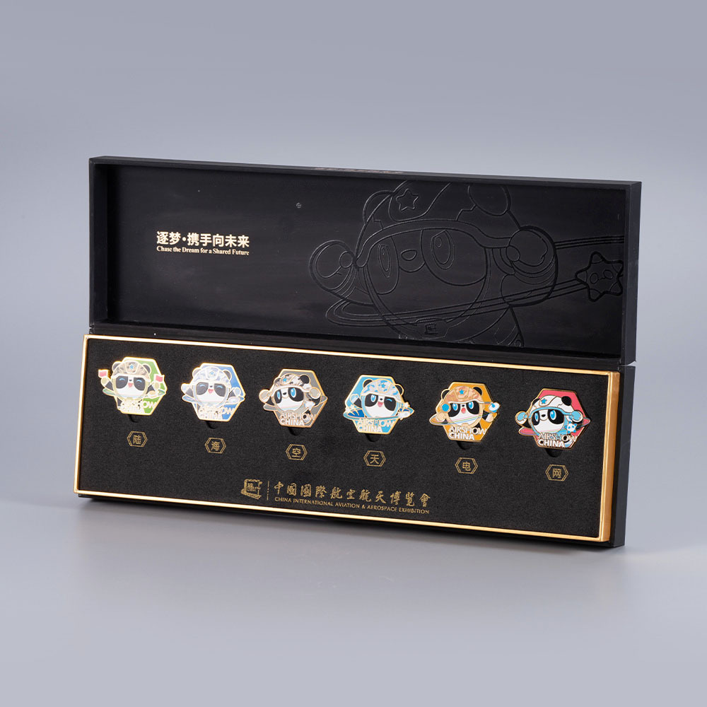 Air Show IP Star Treasure (Mascot) Badge Set