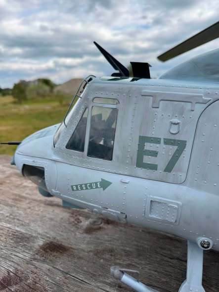 Goosky E7 UH‑1Y Venom 1:9 Scale Real‑Grade RC Helicopter