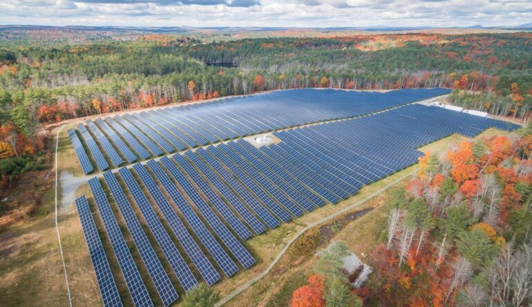 RESUMEN DE FIN DE AÑO: Jinko Solar se acerca a la salida a bolsa de STAR Market, Massachusetts libera 175MW de proyectos fotovoltaicos retrasados