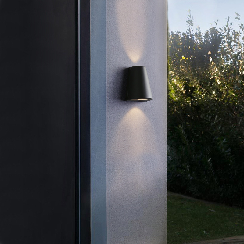 Outdoor lighting design modern