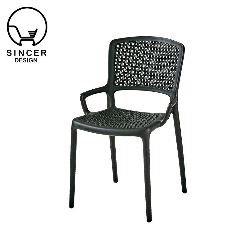 Fashion Hot Selling Dining Furniture Simple Design Black PP Plastic Dining Chairs