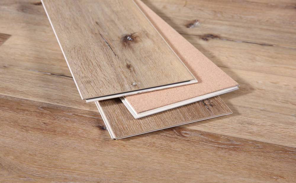 What are the differences between PVC flooring and SPC flooring?