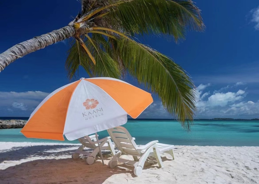 High Quality Advertising Custom Design Outdoor Beach Umbrella with Logo Print Sun Umbrella for Beach
