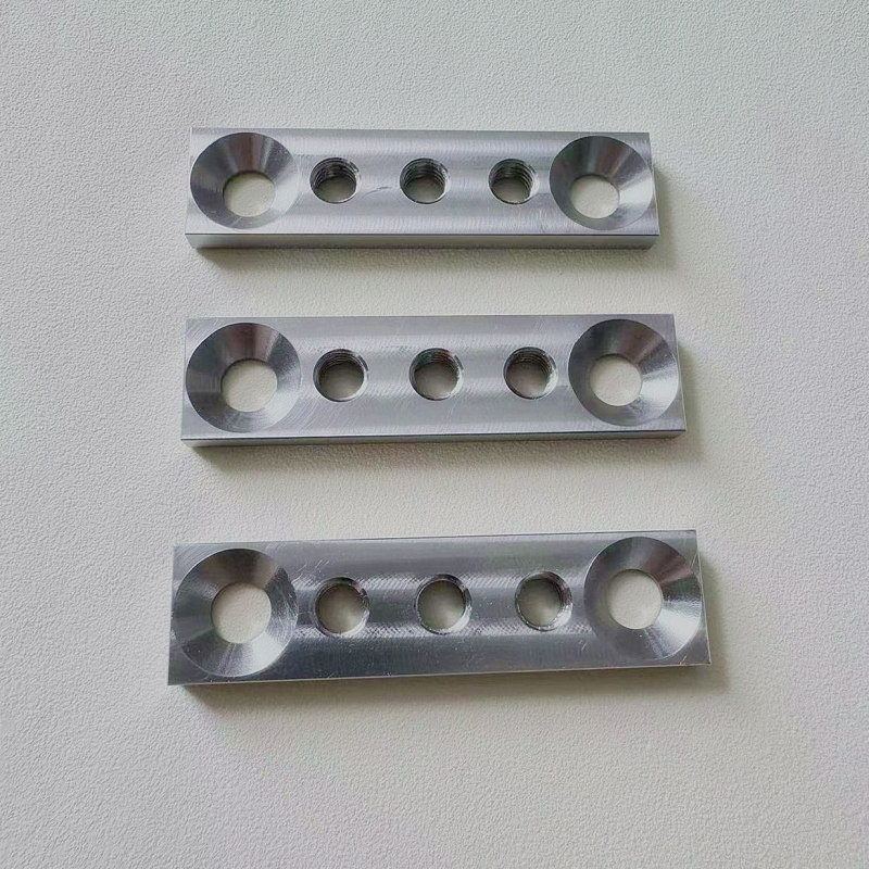 Customized Stainless Grade 304 CNC Machined fixture parts for Machinery assemby