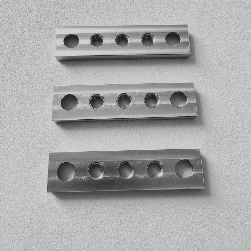 Customized Stainless Grade 304 CNC Machined fixture parts for Machinery assemby