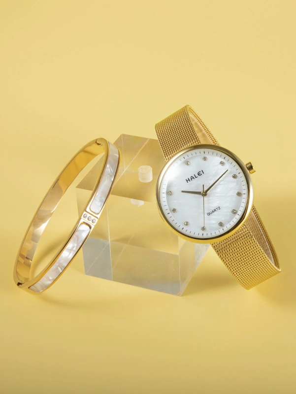 Ladies Mesh Strap Quartz Wristwatch With Bracelet