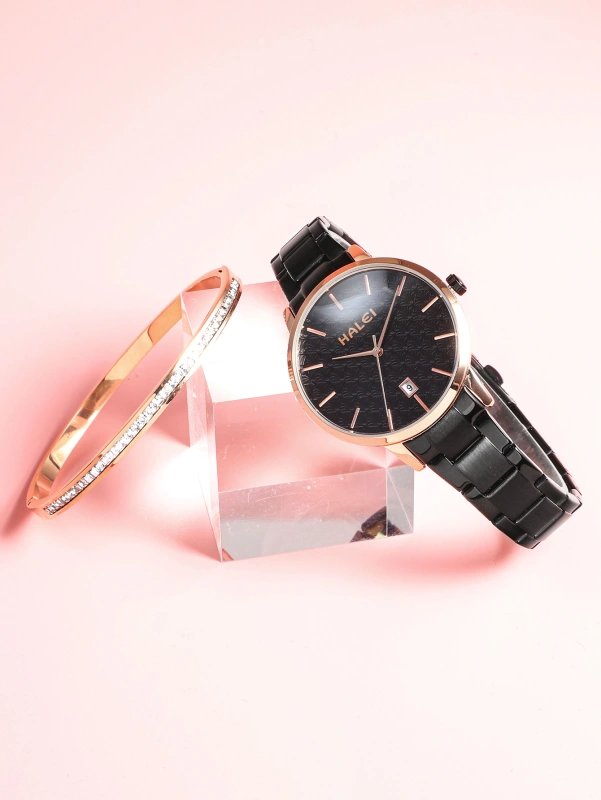 Luxury Steel Strap Quartz Watch and Bracelet Set for Women