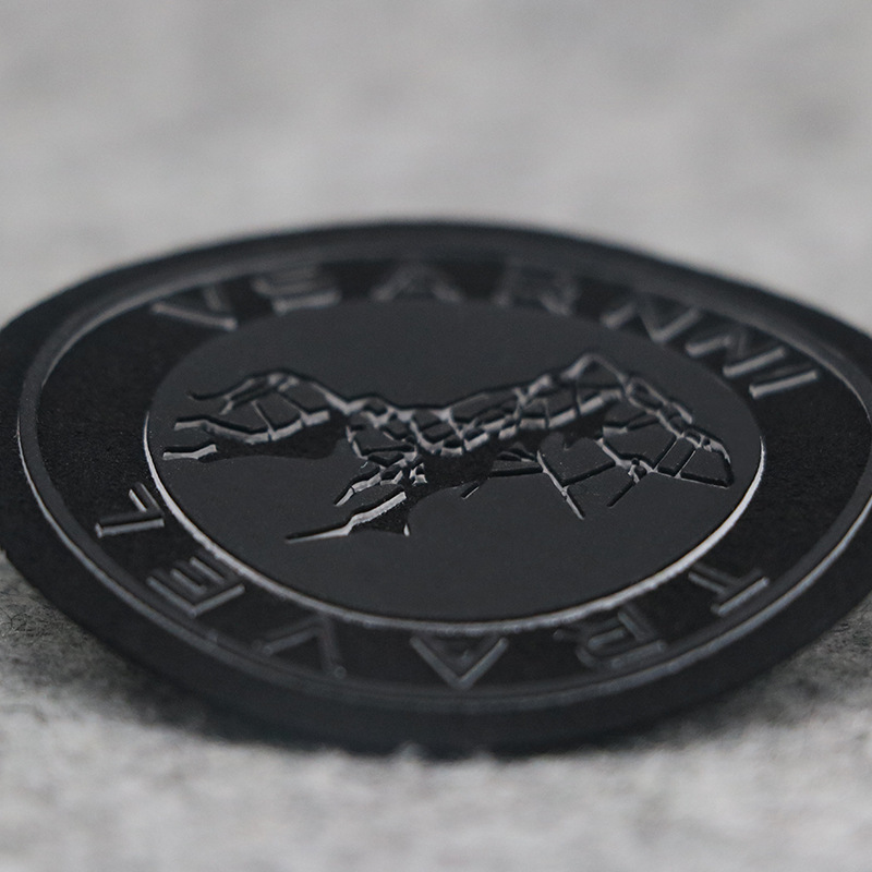 Microfiber Material High Frequency Embossed Silicone Rubber Labels