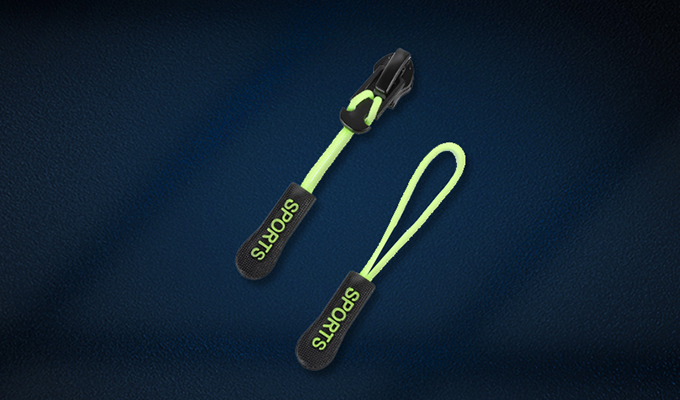 ZIPPER PULL