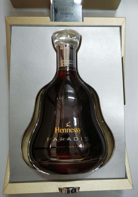 軒尼詩杯莫停百樂亭