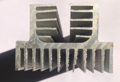Perfil de extrusão de alumínio para dissipador de calor/radiador