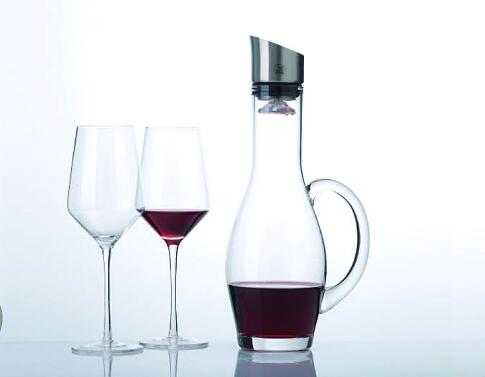 Glass decanter and glass set