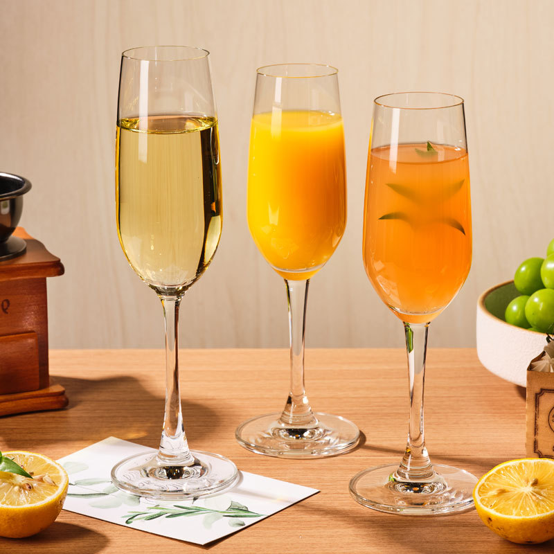 Why Choose Glass Cup Rather Than Plastic Cups