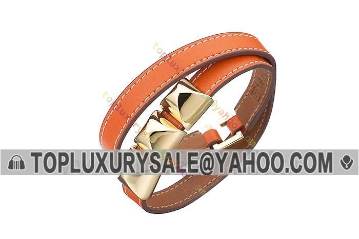 Women's Spring Fashion Louis Vuitton Essential V Big V Motif Pendant Yellow  Gold Plated Jewellery Set Bracelet/Necklace M61084/M61083