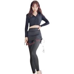 女秘书瑜伽裤方便开口