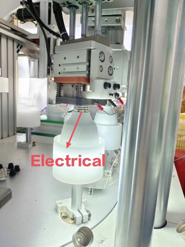 automatic riveting machine for E27 lamp cap