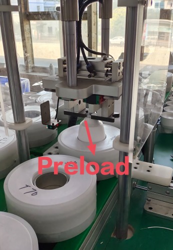 automatic riveting machine for E27 lamp cap