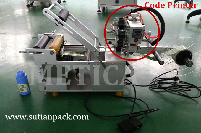 Semi Automatic Round Bottle Labeling Machine MT-50